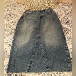 COTTON ON Denim Maxi skirt NWT